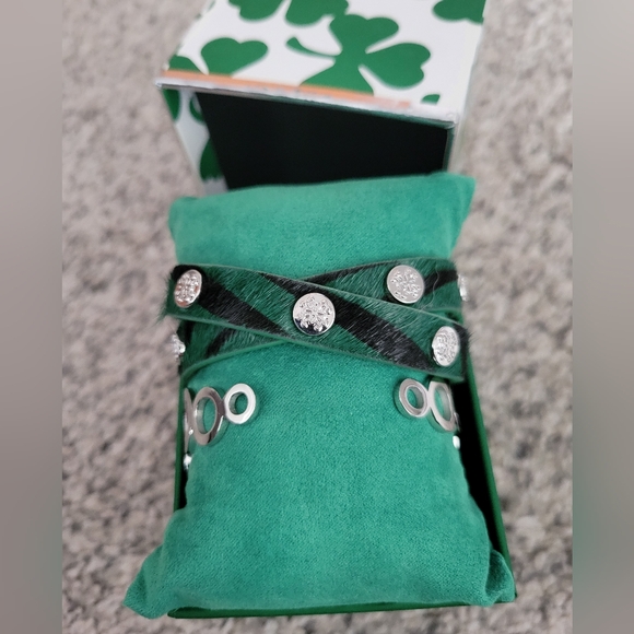 Rustic Cuff green bracelet stack - Picture 2 of 3